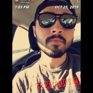 Meet your Posher, Cesar